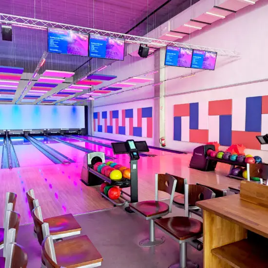 solutions acoustiques suspendus hautes performances – technologie brevetée anti-réverbération